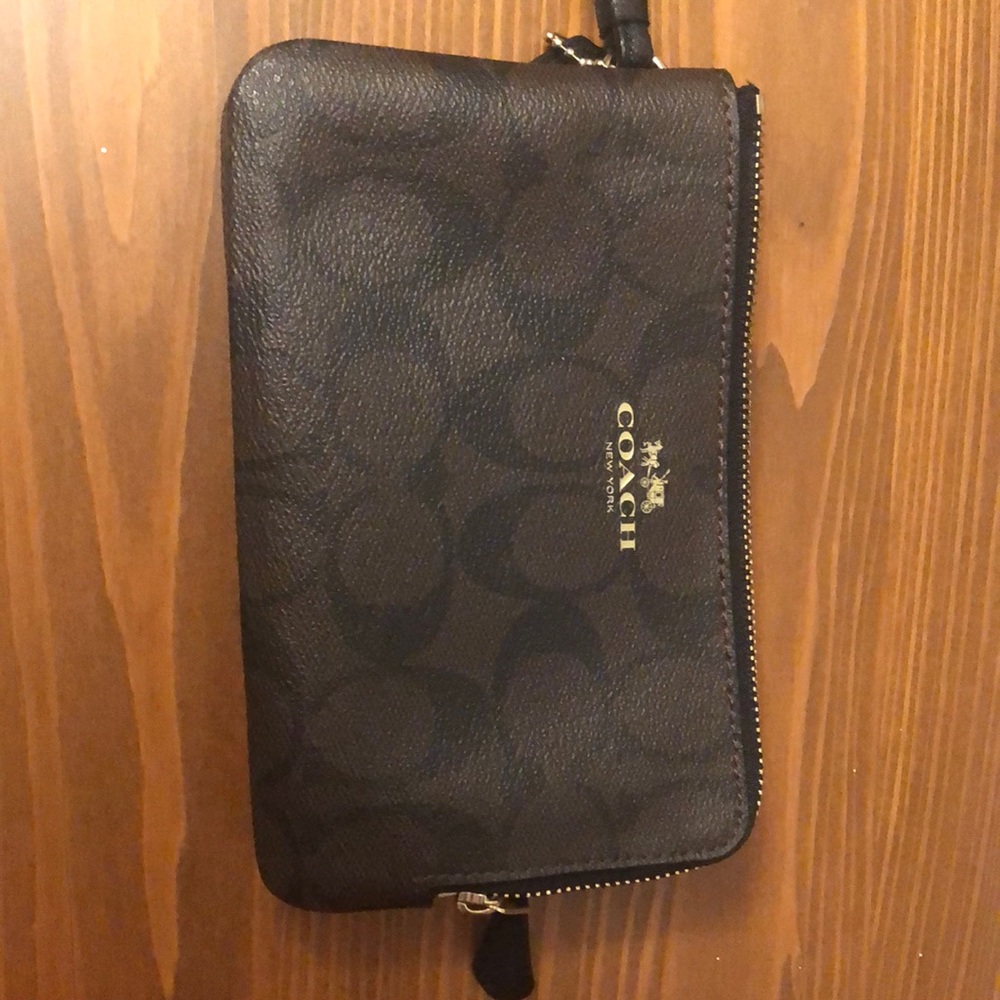 Coach Double Zip Wristlet